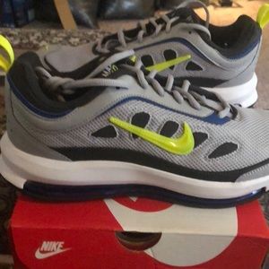 Brand new Nike Air Max ap shoes